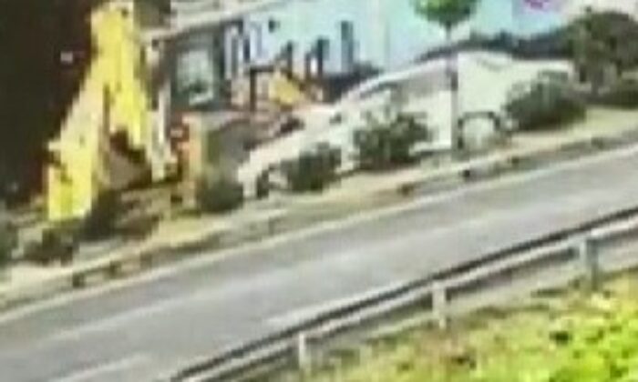 1 kişinin öldüğü kazada iş makinesi sürücüsü tutuklandı