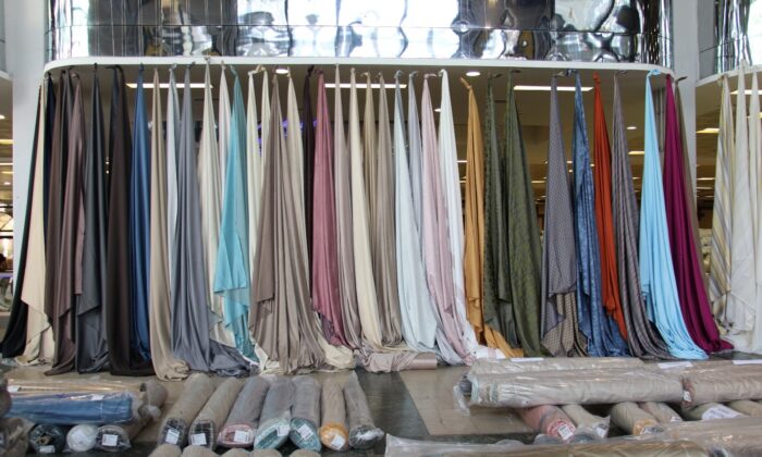 1 milyon metreyi aşkın kumaş bu fuarda meraklıları ile buluştu