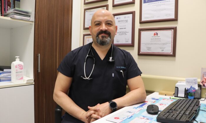2 binden fazla kişiye sigarayı bıraktıran doktor: “Sigara içenler koronayı 3,5 kat daha ağır geçiyor”