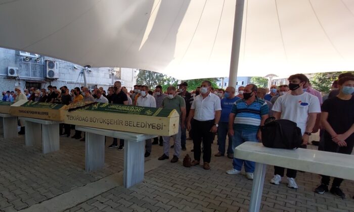 2 çocuk annesi sahte alkolden öldü, kocası ise yoğun bakımda