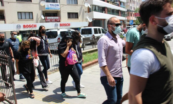 3 milyon liralık dolandırıcılık yapan sahte polisler yakalandı