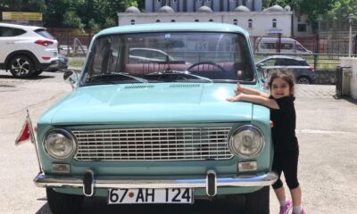 3 yaşındaki çocuğun bayrak sevgisi