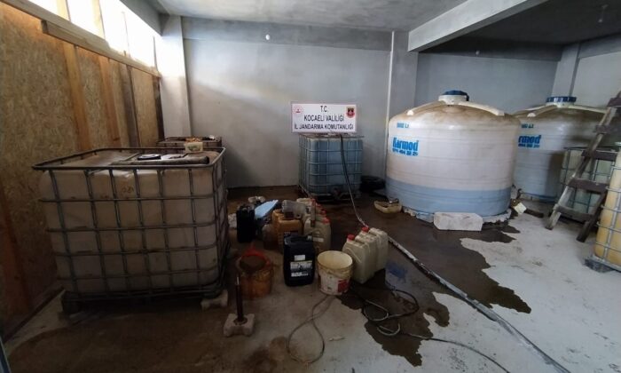 4 bin litre kaçak akaryakıt piyasaya sürülmek üzereyken ele geçirildi