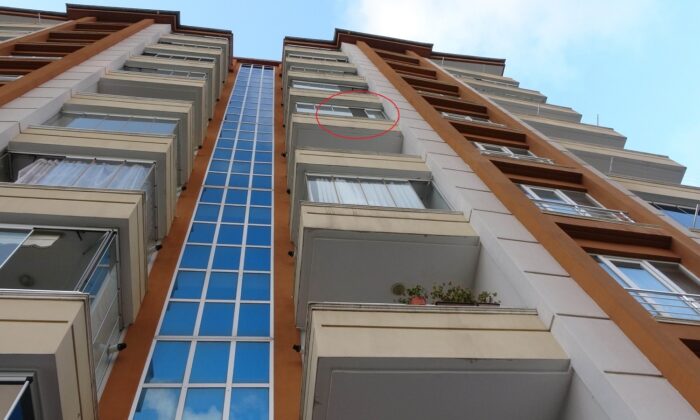 5. kattan düşen üniversite öğrencisi hayatını kaybetti