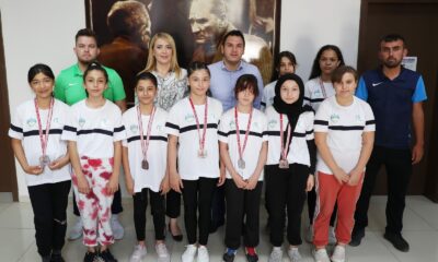 6 kadın güreşçi Milli Takım kampına davet edildi