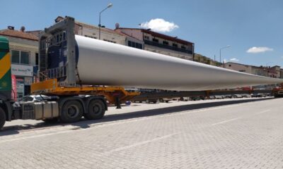 60 metre uzunluğundaki pervaneler böyle taşındı