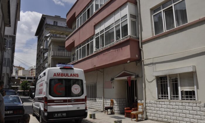 72 yaşındaki evsiz adam otel odasında ölü bulundu