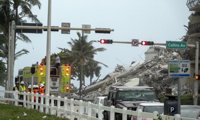 ABD’de çöken 12 katlı binada yaklaşık 100 kişiden haber alınamıyor