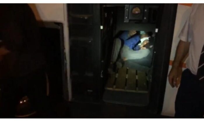 Adana’da 74 kaçak göçmen yakalandı