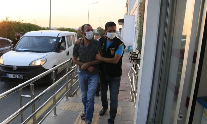 Adana’da 90 firariye operasyon