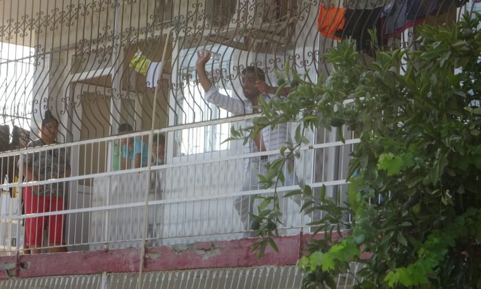 Adana’da dehşet: Uyuşturucu krizine girdi annesi, ablası ve 4 yeğenini rehin aldı