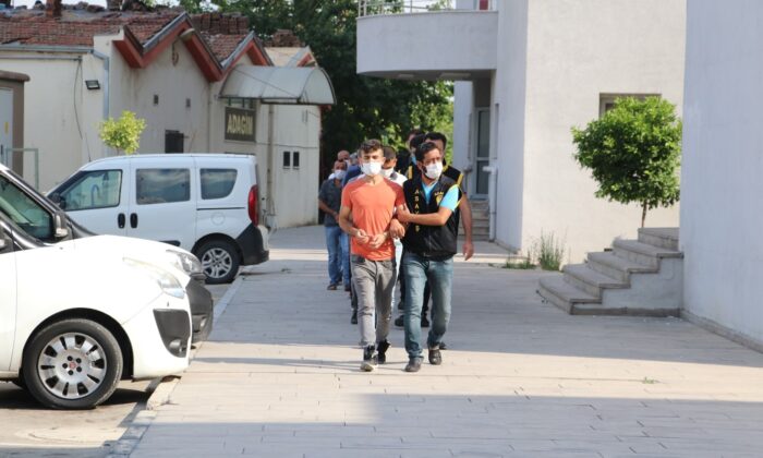 Adana’da firari 33 kişi yakalandı
