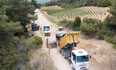 Afyonkarahisar’da gül ve lavanta bahçelerinin yolları yapılıyor