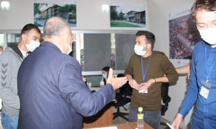 Afyonkarahisar’da Kentsel Dönüşüm Ofisi’nde arbede