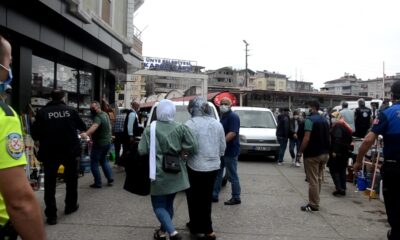 Ağabeyi kavgada ölen kadın husumetlisini berberde bıçakladı