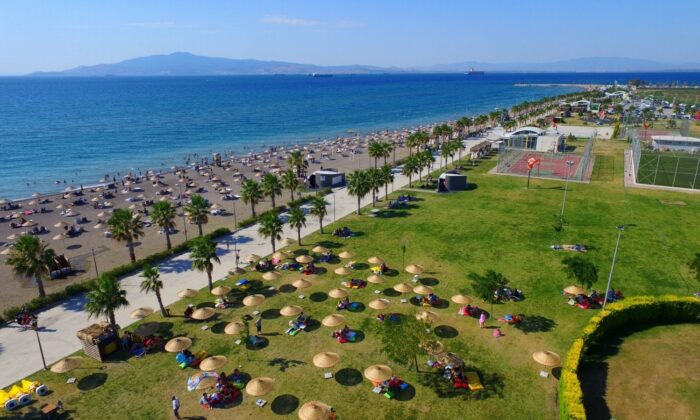 Ağapark sezonu açtı: Kartını al, tatile başla