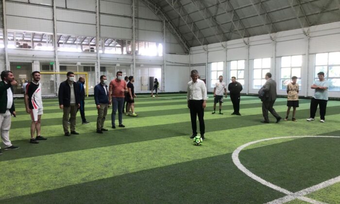 AK Gençlik spor faaliyetlerinin ilk vuruşunu Başkan Çopuroğlu yaptı