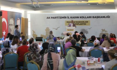 AK Kadın İzmir’den Mahalle Başkanları Bölge Toplantısı