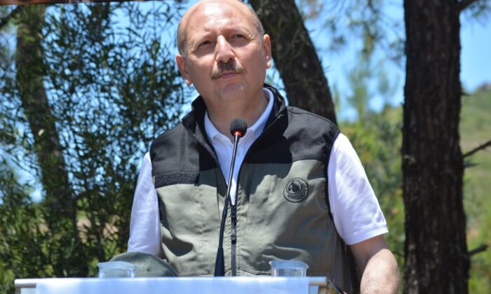 AK Partili Çelik: “Ayvalıklılar bizlere özür ve teşekkür borçlu”