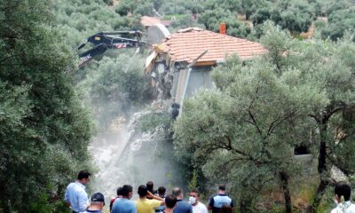 Akbük koyunda yıkımlar tekrar başladı