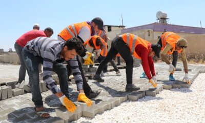 Akçakale kırsalındaki kilitli parke çalışmaları devam ediyor