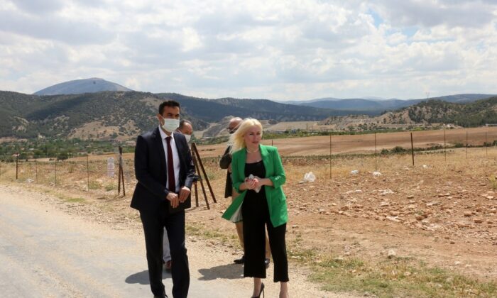 Akdeniz Üniversitesi aromatik bitkileri işleyerek ekonomik değere dönüştürecek