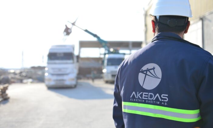 Akedaş Elektrik Dağıtım A.Ş sordu vatandaş yanıtladı