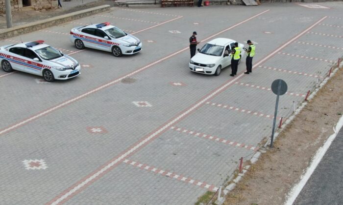 Aksaray’da jandarmadan droneli denetim