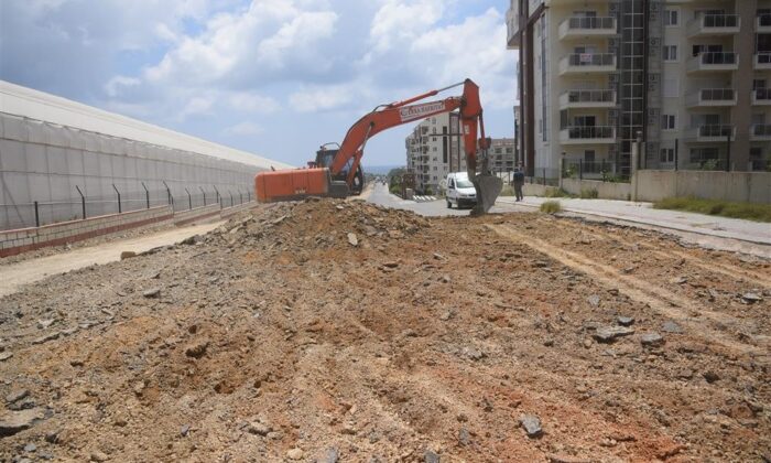 Alanya Belediyesi yol çalışmalarında yeni tekniğe geçti