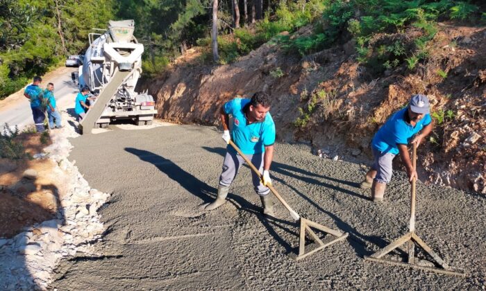 Alanya Belediyesi’nin yol ve asfalt seferberliği