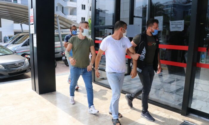 Alanya’da uyuşturucu operasyonu: 4 gözaltı