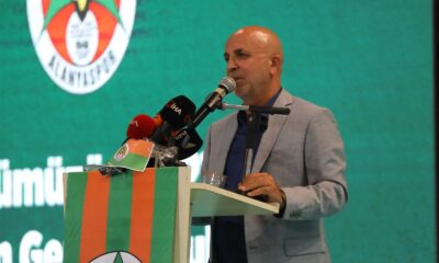 Alanyaspor’da Hasan Çavuşoğlu güven tazeledi