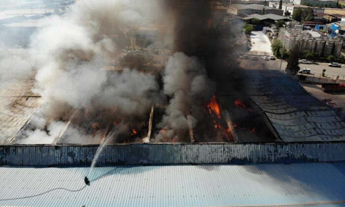 Alevlere teslim olan fabrika havadan görüntülendi