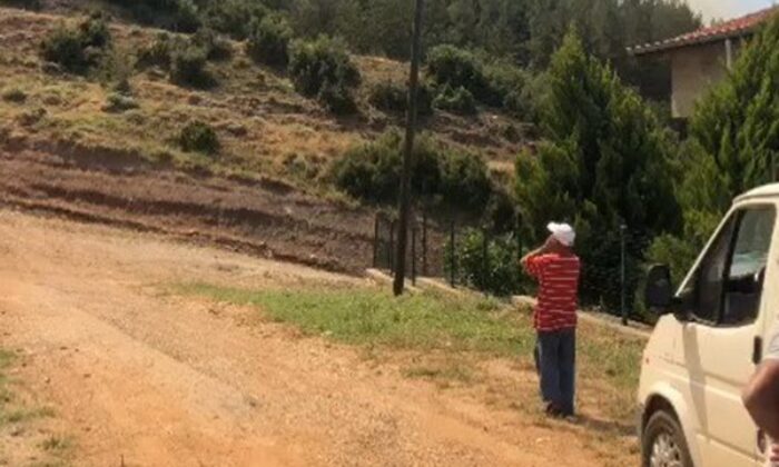 Alevlerin evine ulaşmaması için ezan okudu