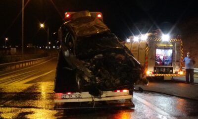 Alkollü gecenin sonu kazayla bitti: 1’i ağır 3 yaralı