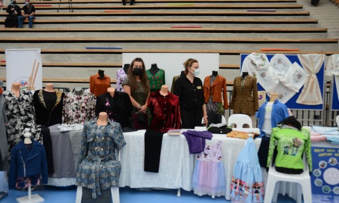 Altıeylül’de hayat boyu öğrenme sergisi açıldı