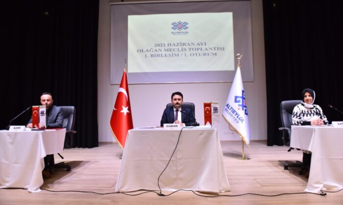 Altıeylül’ün ilk kültür merkezinde meclis toplantısı