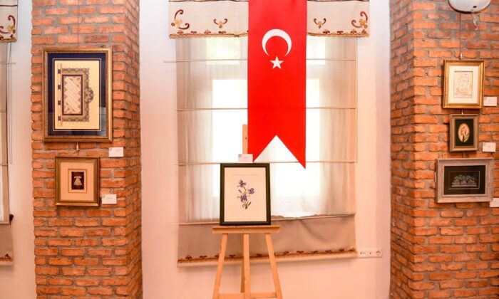 Altındağ Belediyesi ‘Gözün Gönlün Nuru’ sergisini Ulucanlar’da hayata geçirdi