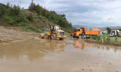 Amasya-Erzincan karayolunu açma çalışması sürüyor