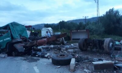 Amasya’da tır devrildi: 1 yaralı