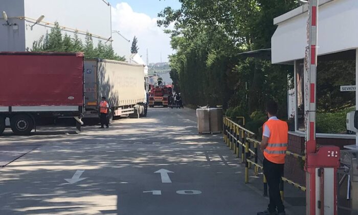 Ambalaj fabrikasında çıkan yangın korkuttu
