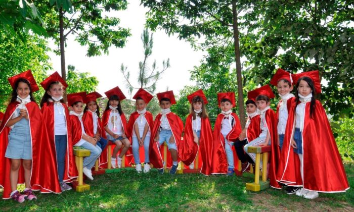 Anasınıfı öğrencileri diploma heyecanı yaşadılar