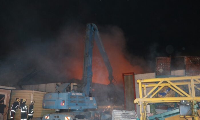 Ankara’da geri dönüşüm tesisinde yangın