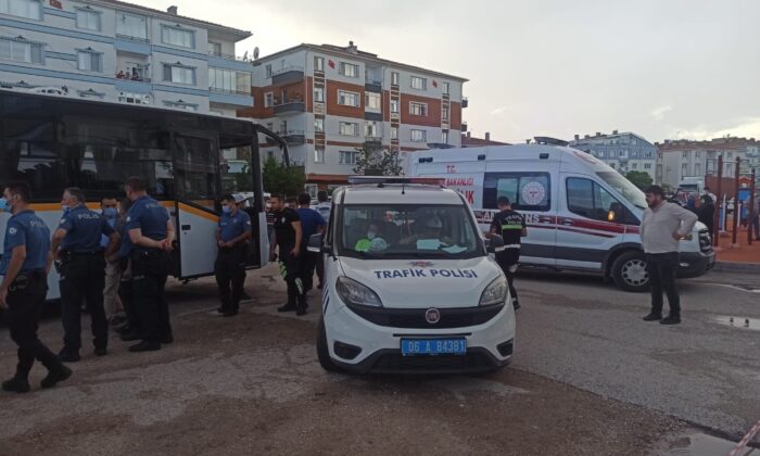 Ankara’da park için manevra yapan otobüsün altında kalan yaşlı adam öldü