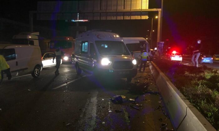 Ankara’da trafik kazası: 3 yaralı