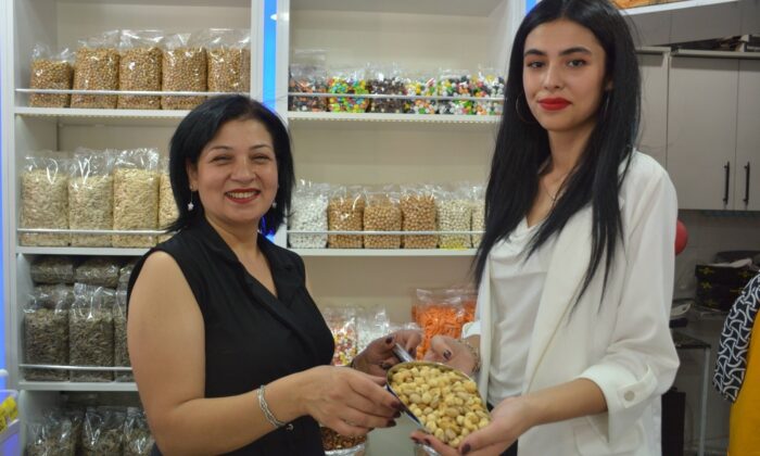 Annenin tecrübesi ile kızının çalışkanlığı Aydın’a yeni bir iş yeri kazandırdı