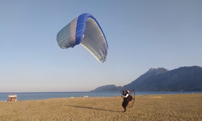 Antalya’da 10 gündür haber alınamayan dağcı havadan karadan aranıyor