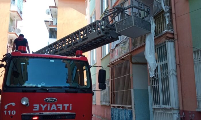 Apartman dairesinde patlama: 1 yaralı