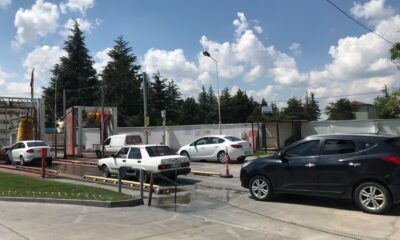 Araç yıkama makinelerinde hafta sonu yoğunluğu