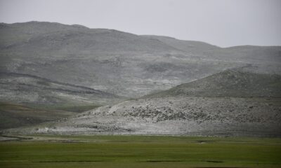 Ardahan beyaza büründü, herkes kar yağdı sandı
